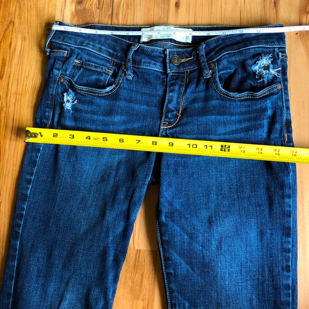 Abercrombie Skinny Jeans Distressed Size 26 x31 2S - Picture 9 of 15